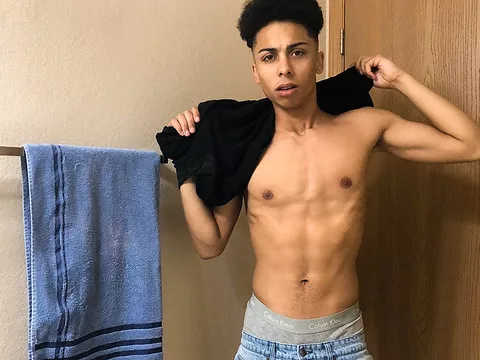 Jerking Give Huge Dicked Markis - Markis Morningstar